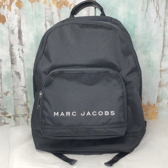 Marc Jacobs Handbags - NWT Marc Jacob Taille backpack